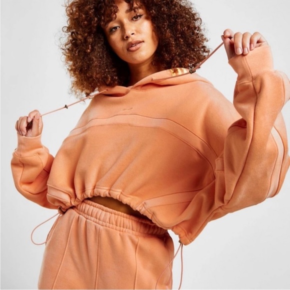 IVY PARK X ADIDAS 2 PC SET Ambient Blush Shrug And Joggers Set - Picture 5 of 16